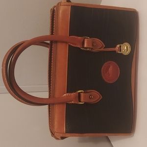 Dooney & Bourke  bag